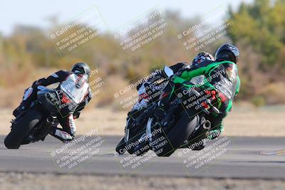 media/Dec-18-2022-SoCal Trackdays (Sun) [[8099a50955]]/Turn 7 Backside (1125am)/